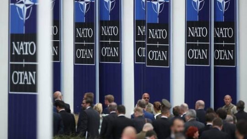 Quan chức Đức: NATO 'không có nghĩa vụ' hỗ trợ Ukraine
