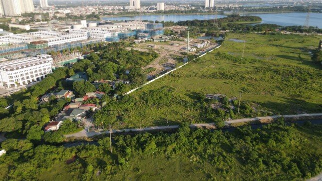 Khu đô thị giữa Thủ đô ì ạch 2 thập kỷ 'ôm đất' để... trồng cỏ