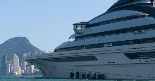 Siêu du thuyền của tỷ phú Nga bị trừng phạt xuất hiện bí ẩn ở Hong Kong (Trung Quốc)