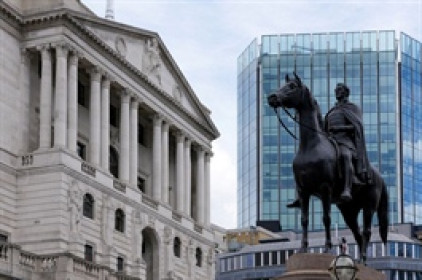 NHTW Anh tăng quy mô mua trái phiếu Chính phủ, tung cơ chế mới để hỗ trợ thanh khoản