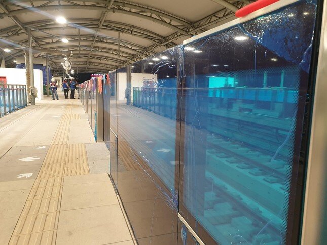 Cận cảnh nhà ga Metro số 1 có mái che lớn nhất Việt Nam sắp về đích