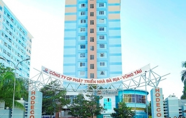 Loạt lãnh đạo một doanh nghiệp vừa bị bán giải chấp cổ phiếu