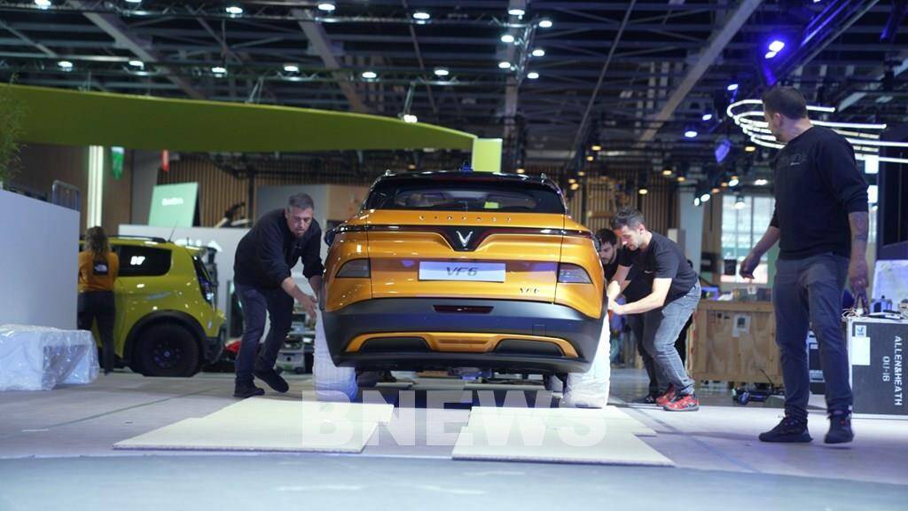 Những hình ảnh đầu tiên của VinFast tại Tiển lãm Paris Motor Show 2022