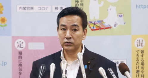 NHK: Bộ trưởng Kinh tế Nhật sắp từ chức