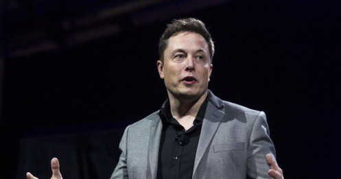 Tỷ phú Elon Musk hứa sẽ không ngắt dịch vụ Internet vệ tinh của Ukraine