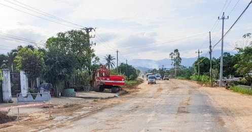 Đề nghị khẩn trương sửa chữa hư hỏng quốc lộ 19 qua Bình Định