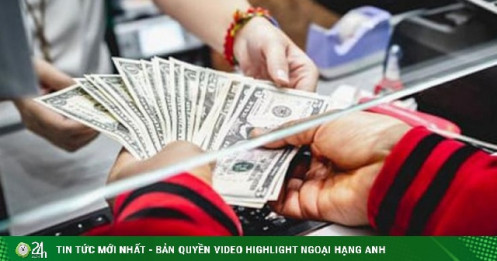 Giá USD cao kỷ lục, Việt kiều Mỹ đua nhau gửi tiền về Việt Nam