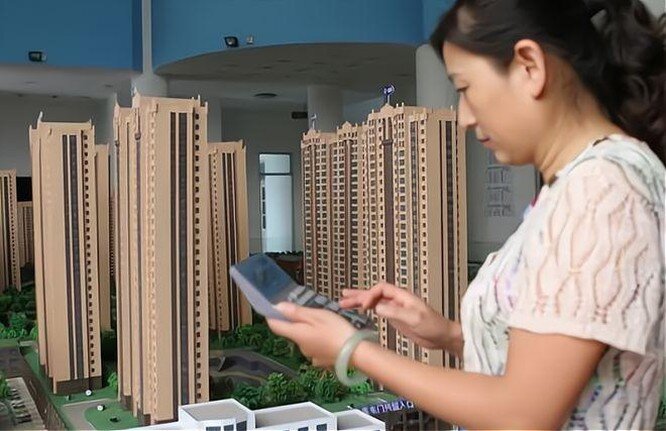 Thị trường nhà đất Trung Quốc ảm đạm: Giá một căn hộ 46 m2 chỉ bằng 2 chiếc Iphone 14