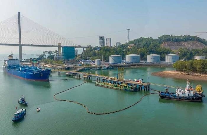 Quảng Ninh tăng gần 160% lượng xăng dầu nhập khẩu