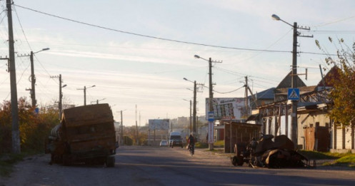 Giành lại Kherson, Ukraine tuyên bố ‘không để tiền tuyến đóng băng’
