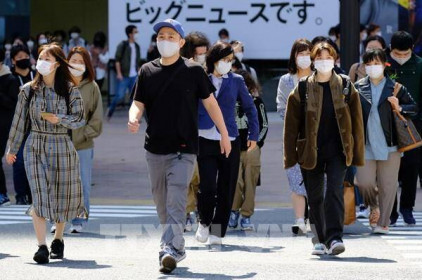 Nhật Bản giảm gánh nặng cho ngành y tế khi đối phó cùng lúc dịch cúm mùa và COVID-19