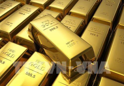 Giá vàng tại châu Á xấp xỉ mức cao nhất trong 5 tháng