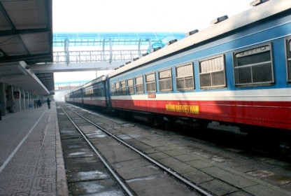 Đường sắt tiếp tục tăng thêm nhiều tàu Sài Gòn - Hà Nội dịp Tết Quỹ Mão 2023