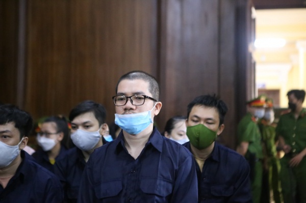 Phiên tòa xét xử vụ Công ty Alibaba: người bị hại được mời theo cách "chia ca" theo từng vụ
