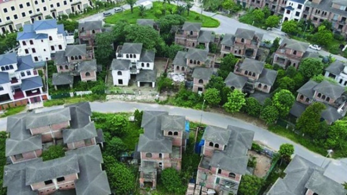 HoREA đồng tình không "giải cứu" bất động sản