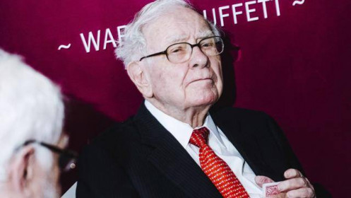 Trong một năm “bết bát” của giới đầu tư toàn cầu, Warren Buffett vẫn ăn nên làm ra