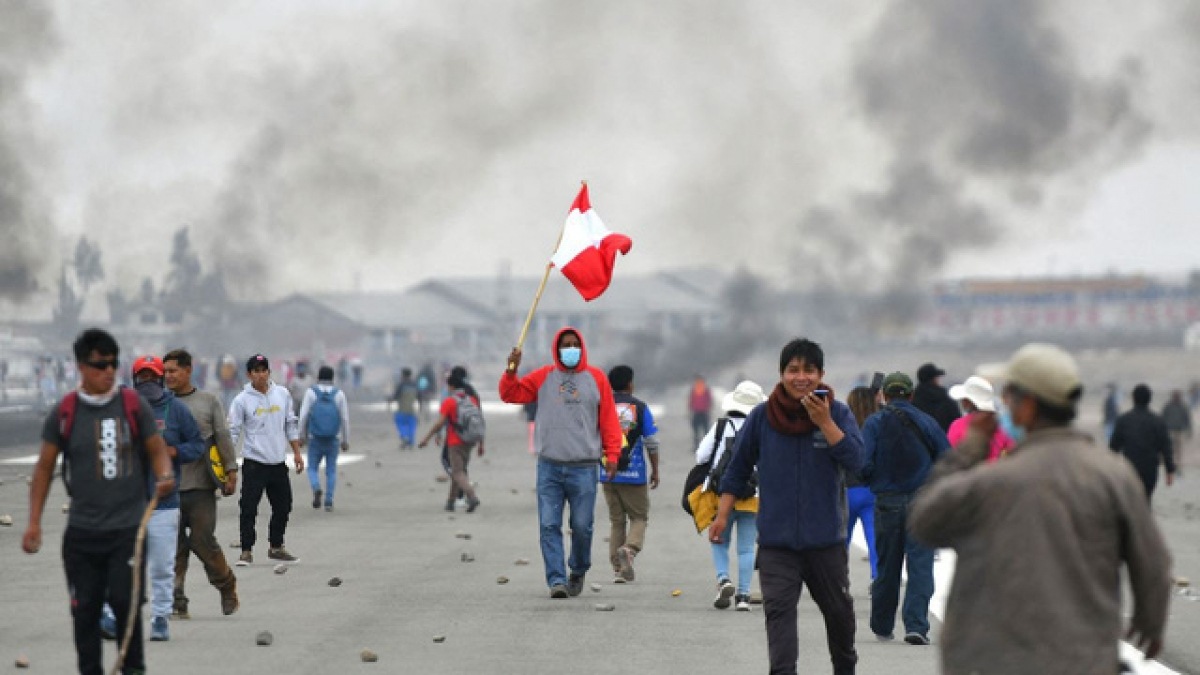 5 sân bay phải đóng cửa, ít nhất 16 người thiệt mạng vì biểu tình tại Peru