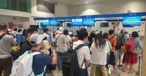 Sân bay Tân Sơn Nhất sẽ đón lượng hành khách kỷ lục - Báo Người lao động