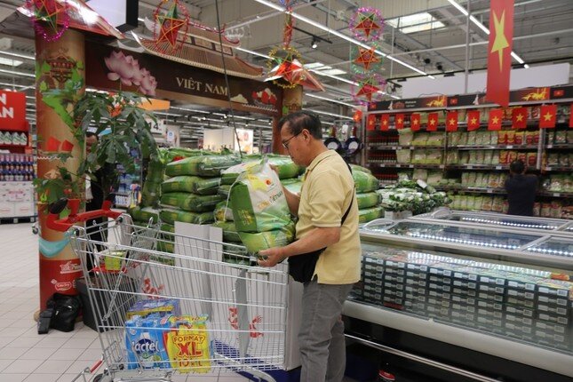 Giá gạo Việt tăng mạnh, dự báo xuất khẩu lập kỷ lục 4 tỷ USD