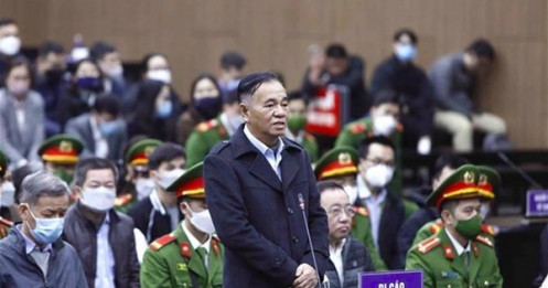 Cựu Bí thư Đồng Nai Trần Đình Thành bật khóc, xin giảm nhẹ hình phạt