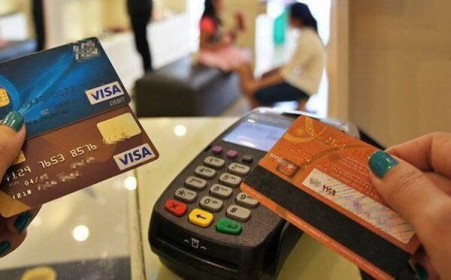 Cảnh giác mất tiền vì dùng dịch vụ rút tiền mặt từ thẻ tín dụng