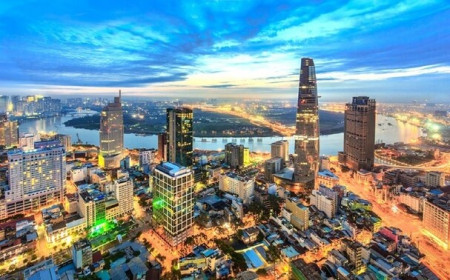 HSBC: Việt Nam không thể “ngủ quên trên chiến thắng”