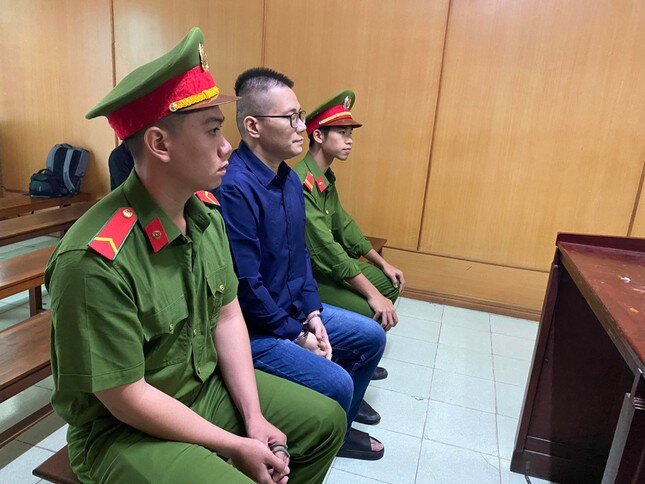 Hacker Nhâm Hoàng Khang lĩnh 10 năm tù