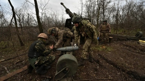 Tình hình Ukraine: Báo Mỹ nói Kiev đối mặt với quyết định khó khăn, Tổng thống Nga có động lực tích cực