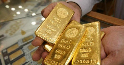 Giá vàng thế giới sắp lập đỉnh mới, vàng trong nước có bứt phá?