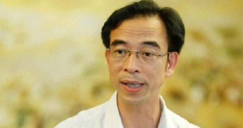 Cựu Giám đốc Bệnh viện Tim Hà Nội bị cáo buộc chỉ đạo 'mặc cả' lại quả 2-5% giá trị gói thầu