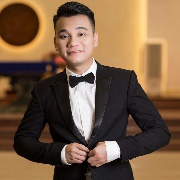 Loạt ca sĩ Việt trở thành lãnh đạo doanh nghiệp kinh doanh bất động sản
