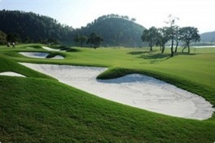 Chủ sân golf Hoàng Gia có năm báo lỗ thứ 12 liên tiếp dù đã điều chỉnh giá dịch vụ