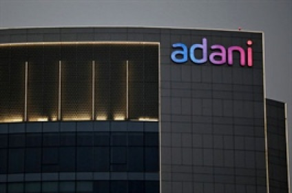 Cổ phiếu giảm quá mạnh, đế chế Adani hủy đợt bán cổ phiếu 2.5 tỷ đô