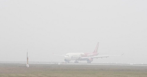 Bị sương mù 'phong tỏa', loạt chuyến bay đến/đi từ Thanh Hóa phải hoãn, hủy