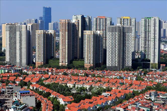 'Đói vốn', bất động sản vẫn trong vòng bế tắc