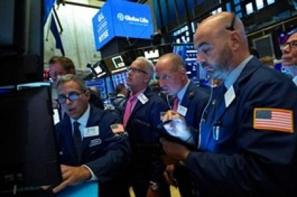 Dow Jones tăng 370 điểm chờ báo cáo lạm phát của Mỹ