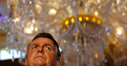 Cựu tổng thống Brazil bị tố giấu nhẹm bộ trang sức kim cương 3,2 triệu USD được Ả-rập Xê-út tặng