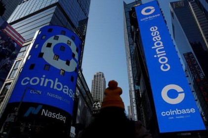 Sàn Coinbase còn 240 triệu USD số dư tài khoản tại Signature Bank
