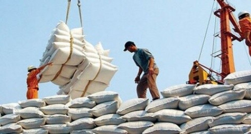 Giá gạo xuất khẩu 2 tháng đầu năm tăng gần 10%