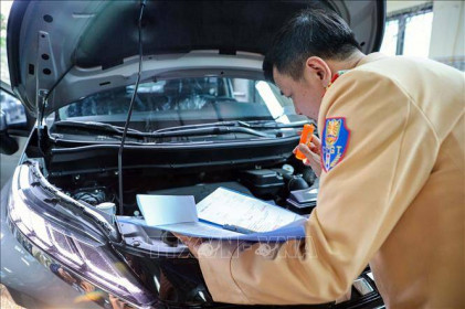 Hà Nội khắc phục 'khủng hoảng' đăng kiểm xe cơ giới