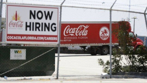 Mỹ: Nhân viên vội vàng sơ tán vì rò rỉ hóa chất tại nhà máy Coca-Cola
