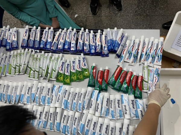 Vụ 4 tiếp viên hàng không vận chuyển hơn 11 kg ma túy: Ém "hàng" trong loạt ống  kem đánh răng! -