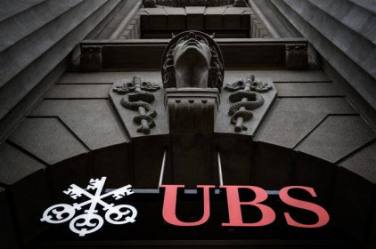 Khủng hoảng ngân hàng vẫn chưa kết thúc sau khi UBS mua Credit Suisse?