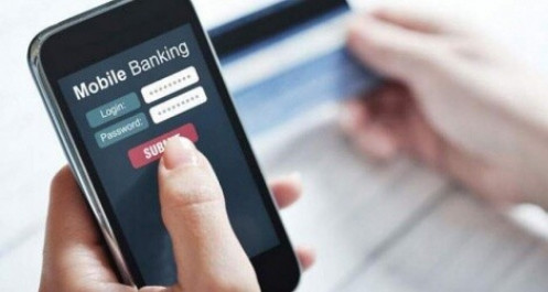 Quảng Nam: Chiếm đoạt tiền khách hàng sau khi triển khai Mobile Banking