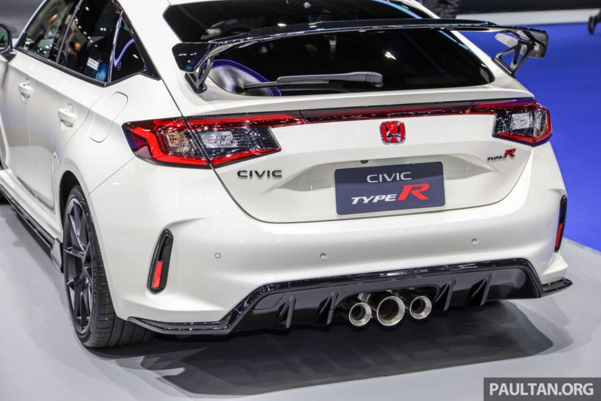 Honda Civic Type R FL5 nhận đặt trước với giá khoảng 2,7 tỷ đồng