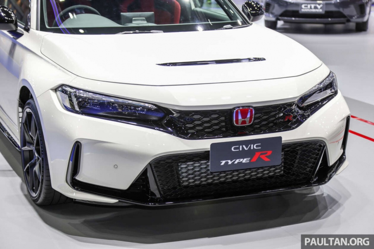 Honda Civic Type R FL5 nhận đặt trước với giá khoảng 2,7 tỷ đồng