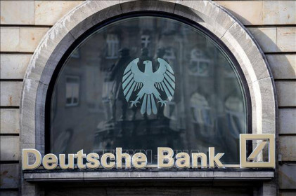 Lãi 10 quý liên tiếp, Deutsche Bank vẫn vướng vào khủng hoảng ngân hàng