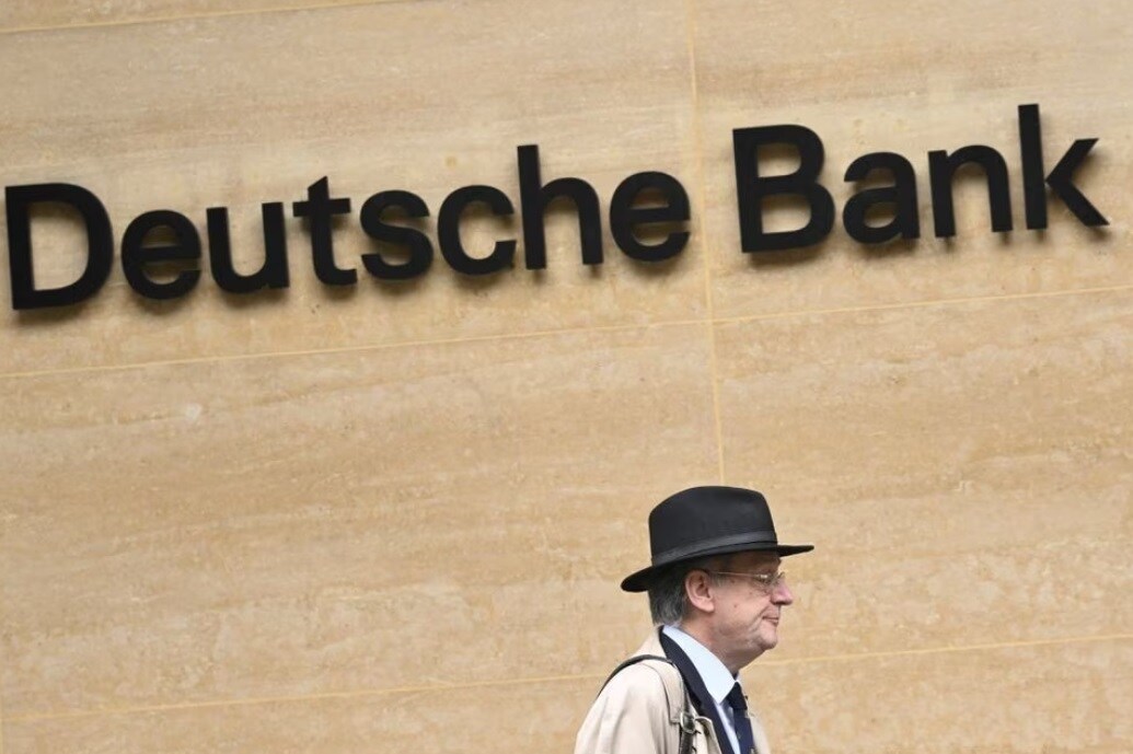 Lãi 10 quý liên tiếp, Deutsche Bank vẫn vướng vào khủng hoảng ngân hàng