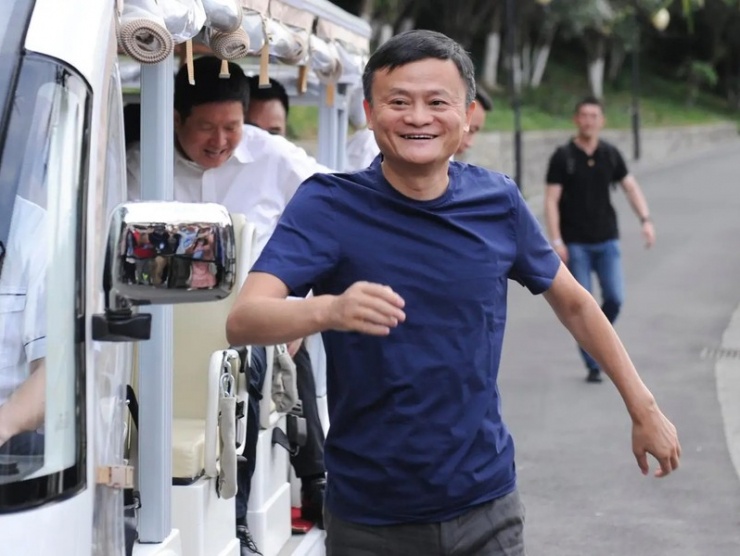 Tỷ phú Jack Ma sống ẩn dật khác hoàn toàn trước đây