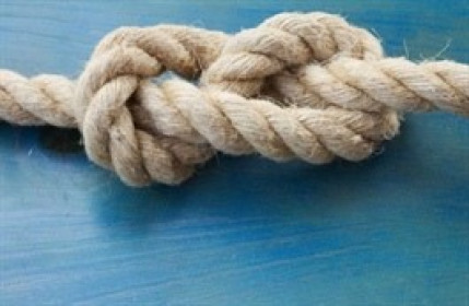 Gỡ dần nút thắt bất động sản